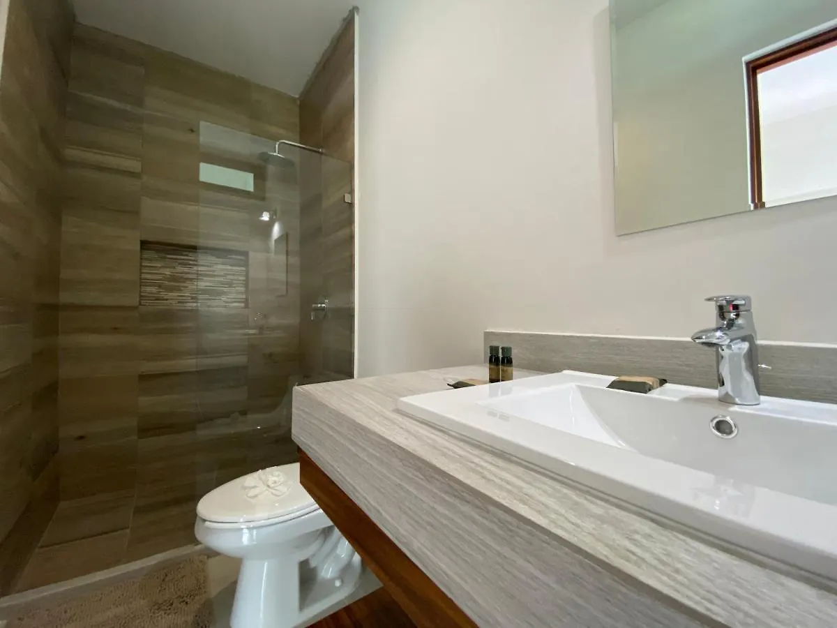 Alaia Residences by Mexican Vacation Properties Playa del Carmen 0*,  México