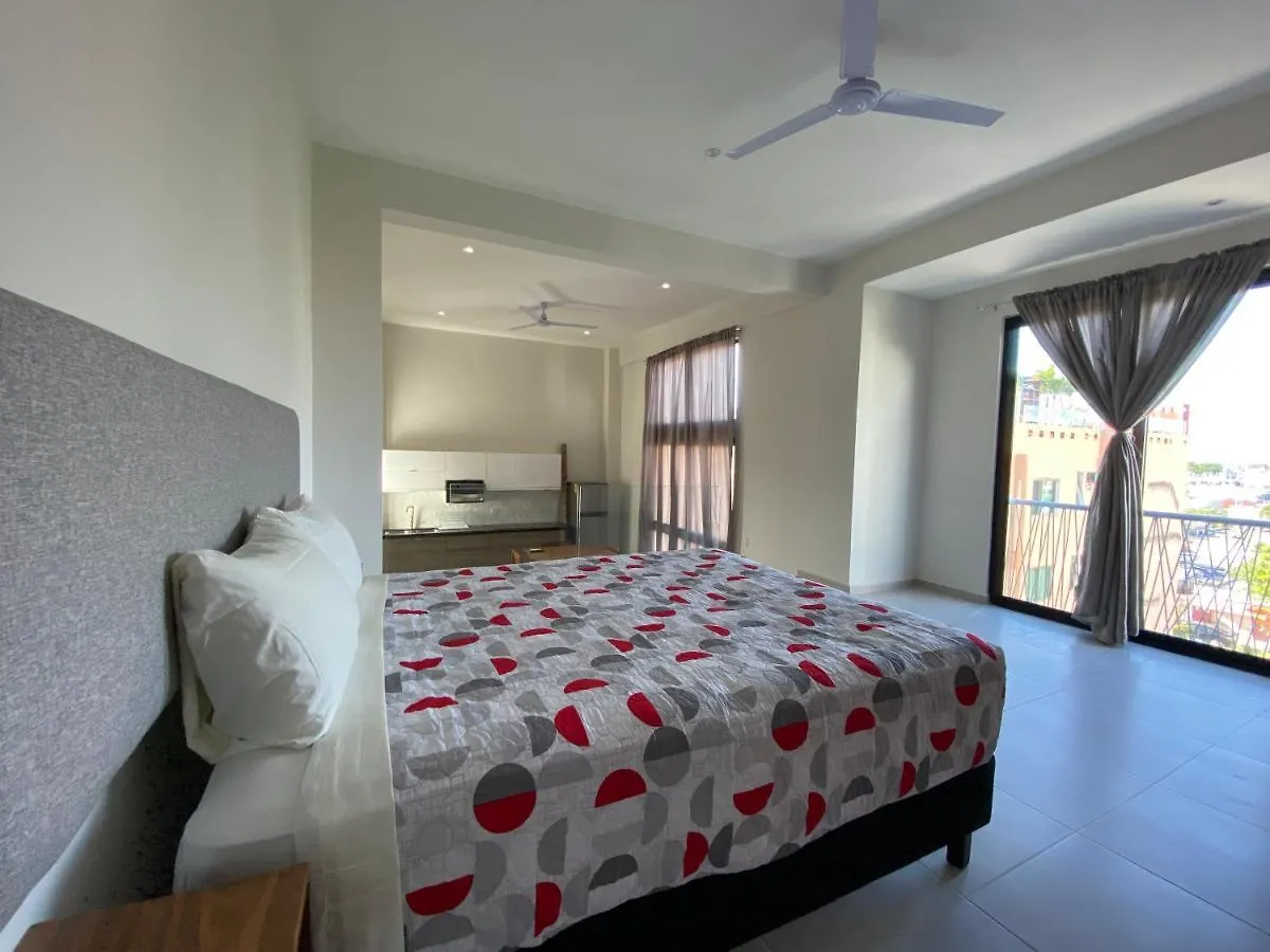 Alaia Residences by Mexican Vacation Properties Playa del Carmen 0*,  México